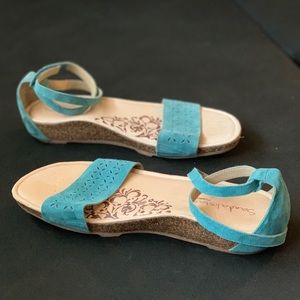 Aetrex Strappy Sandals with Arch Support (Size 10)